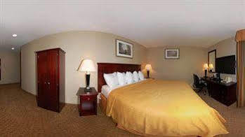 Quality Inn Jamaica Airtrain New York Exterior foto