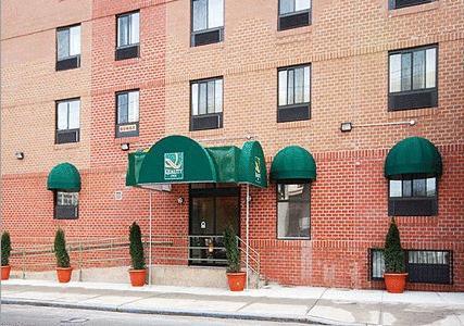 Quality Inn Jamaica Airtrain New York Exterior foto